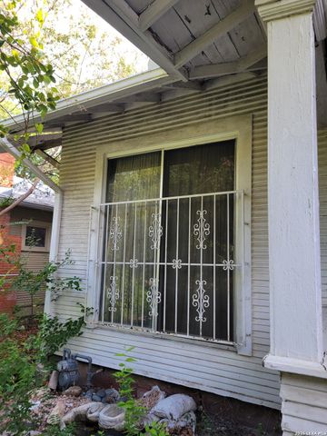 722 E WOODLAWN AVE, San Antonio, TX 78212