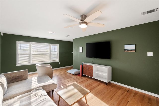 3290 Olive Place, Fort Worth, TX 76116