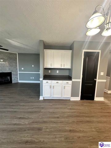 139 Tuscany Lane, Vine Grove, KY 40175
