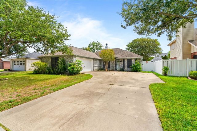 2210 Dorsey St, Corpus Christi, TX 78414