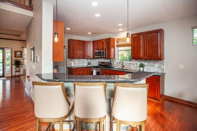 6867 Golden Way, Powell, OH 43065