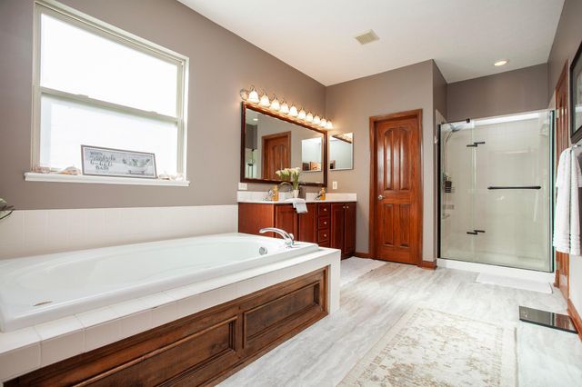 6867 Golden Way, Powell, OH 43065