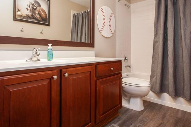 6867 Golden Way, Powell, OH 43065