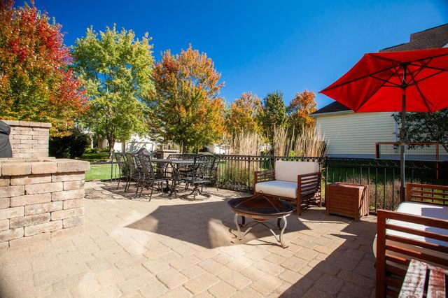 6867 Golden Way, Powell, OH 43065