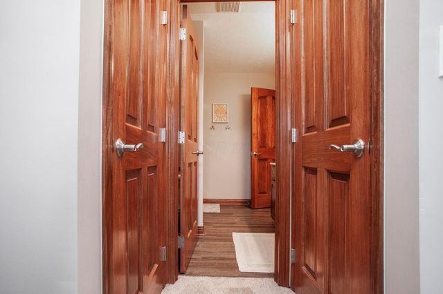 6867 Golden Way, Powell, OH 43065