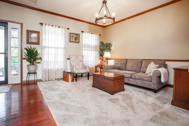 6867 Golden Way, Powell, OH 43065