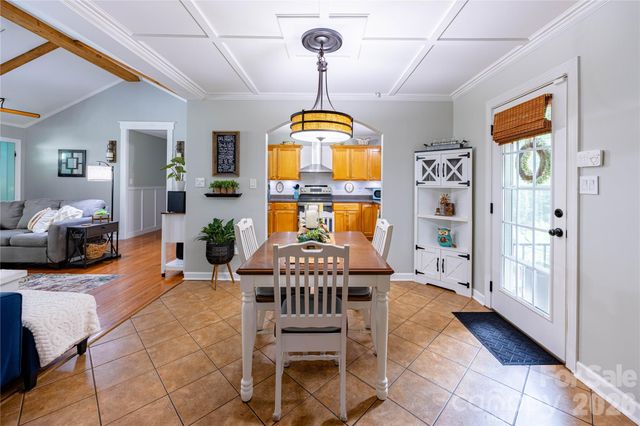 173 Ruthaven Drive, Bessemer City, NC 28016