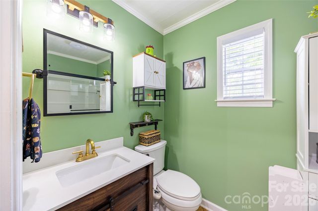 173 Ruthaven Drive, Bessemer City, NC 28016