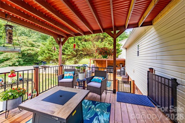173 Ruthaven Drive, Bessemer City, NC 28016