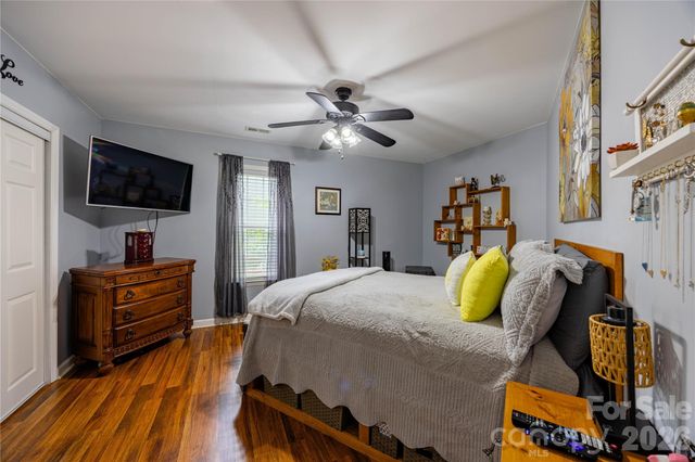 173 Ruthaven Drive, Bessemer City, NC 28016
