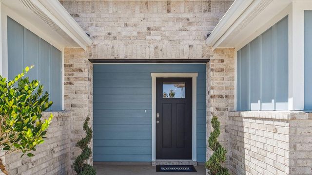 233 SOUTHRIDGE TRL, Marble Falls, TX 78654