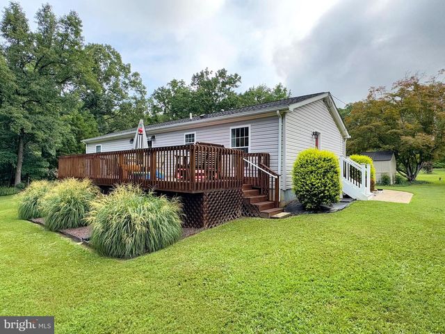 6135 BUMPY OAK RD, La Plata, MD 20646