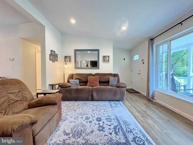 6135 BUMPY OAK RD, La Plata, MD 20646