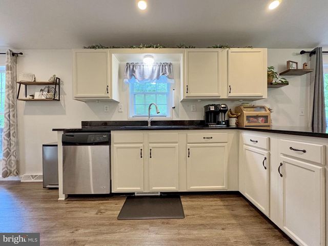 6135 BUMPY OAK RD, La Plata, MD 20646