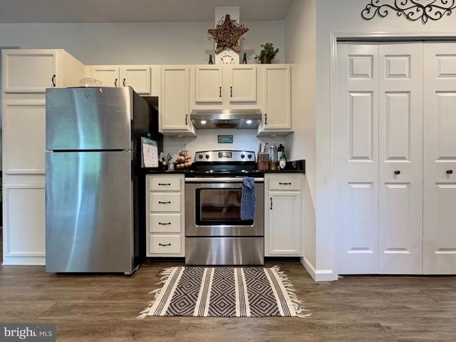 6135 BUMPY OAK RD, La Plata, MD 20646