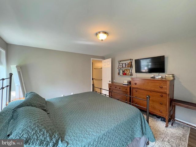 6135 BUMPY OAK RD, La Plata, MD 20646