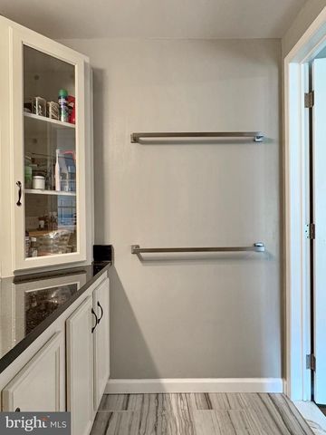 6135 BUMPY OAK RD, La Plata, MD 20646