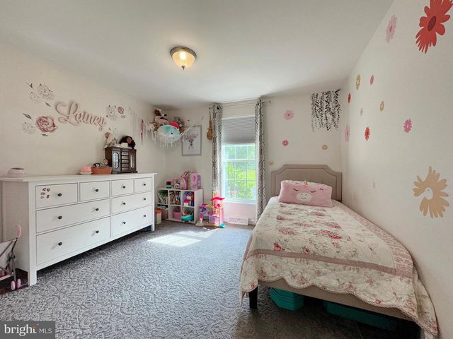 6135 BUMPY OAK RD, La Plata, MD 20646