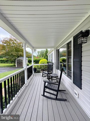 6135 BUMPY OAK RD, La Plata, MD 20646