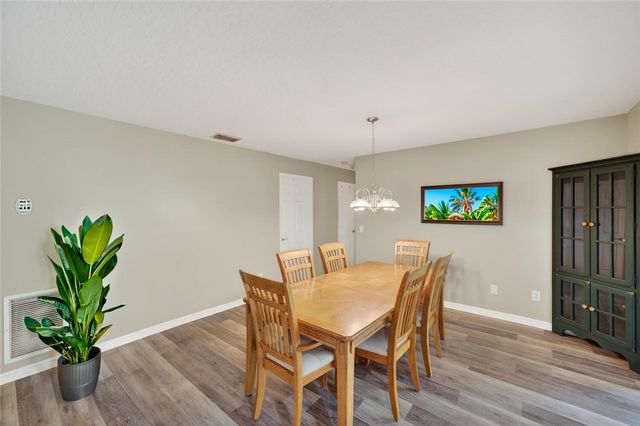 3920 1st Lane, Vero Beach, FL 32968