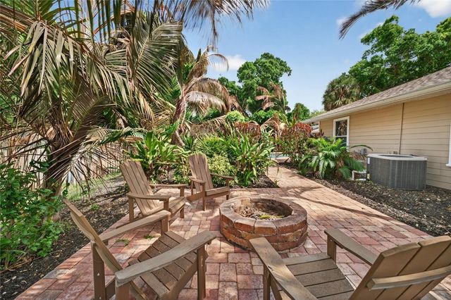 3920 1st Lane, Vero Beach, FL 32968