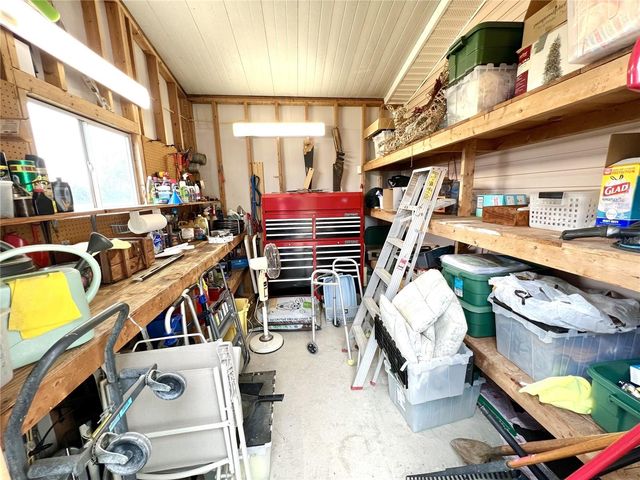 1560 SKYLINE DRIVE, Tavares, FL 32778