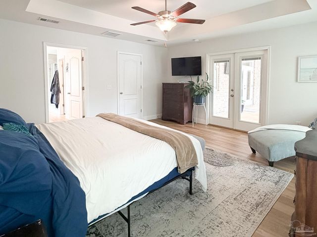 5527 Dunridge Dr, Pace, FL 32571