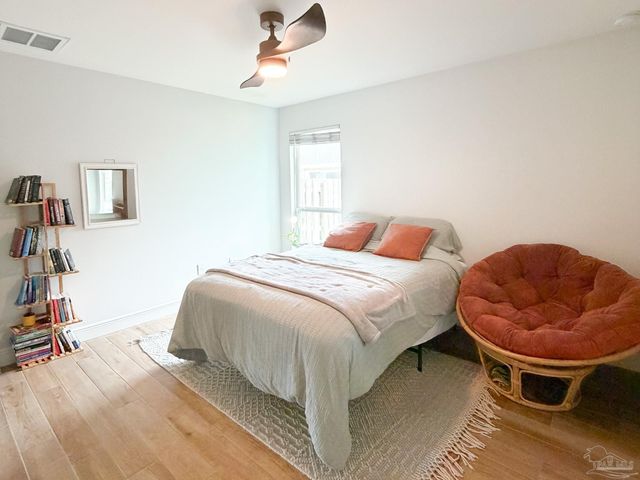 5527 Dunridge Dr, Pace, FL 32571