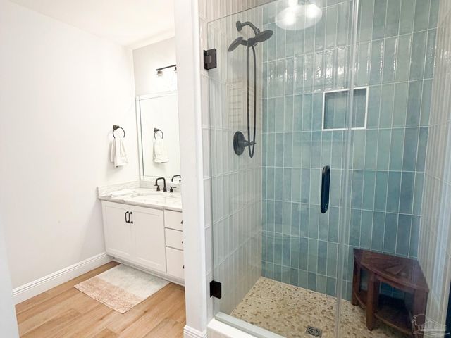 5527 Dunridge Dr, Pace, FL 32571