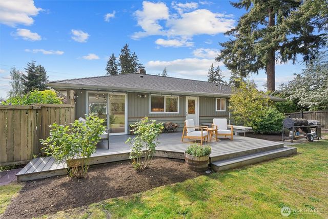 18012 1st Avenue NW, Shoreline, WA 98177