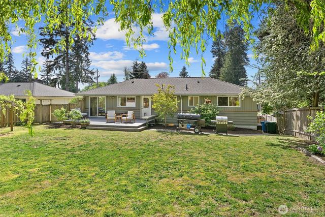 18012 1st Avenue NW, Shoreline, WA 98177