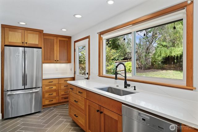 18012 1st Avenue NW, Shoreline, WA 98177