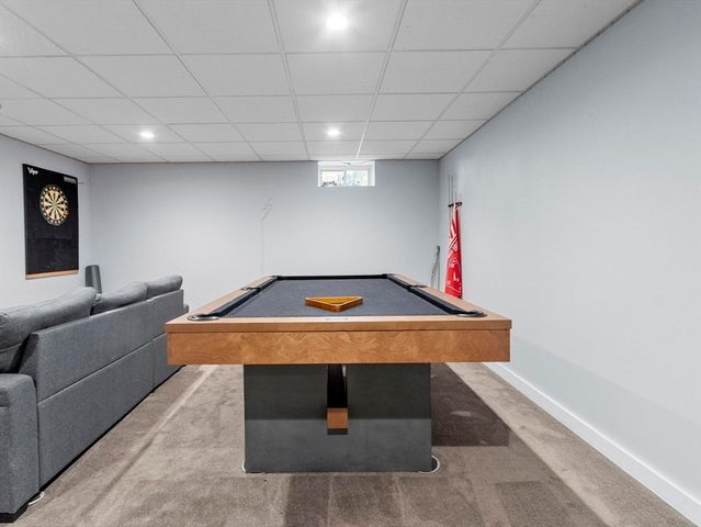 60 Redstone Hill Rd, Sterling, MA 01564