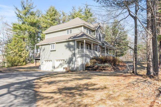 60 Redstone Hill Rd, Sterling, MA 01564