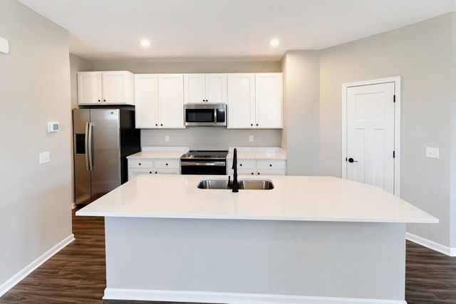 511 Rochdale Run, Delaware, OH 43015