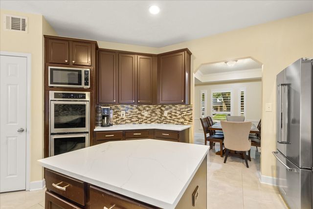 7411 Shady Arbour Court, Pasadena, TX 77505