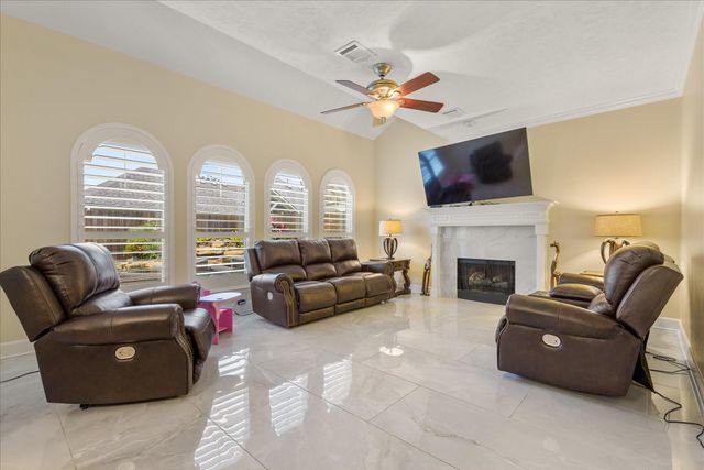 7411 Shady Arbour Court, Pasadena, TX 77505