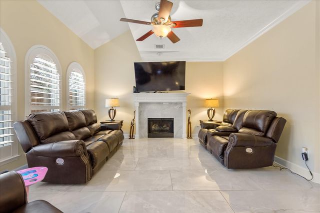 7411 Shady Arbour Court, Pasadena, TX 77505