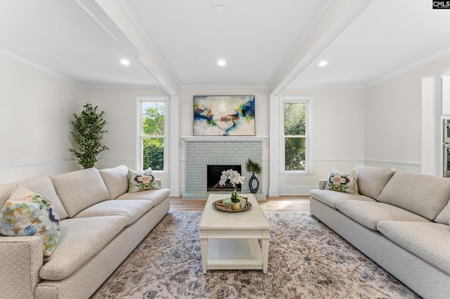 121 Silver Lake Road E, Columbia, SC 29223