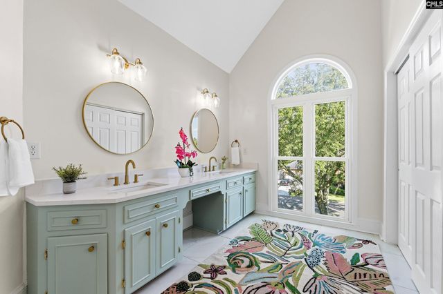 121 Silver Lake Road E, Columbia, SC 29223