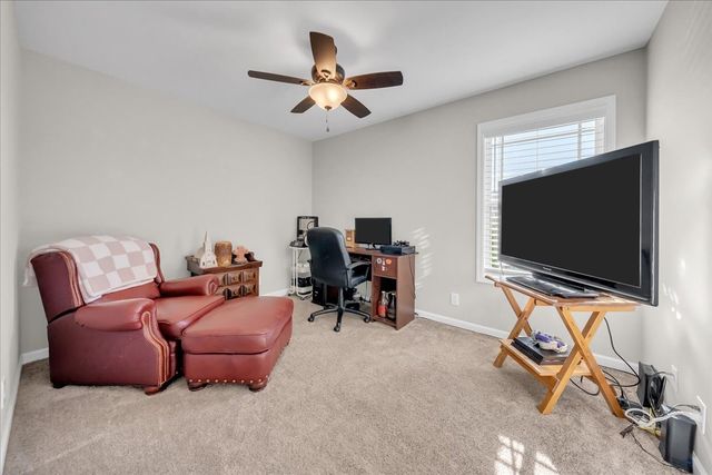 837 Richland Farms Dr, Manchester, TN 37355