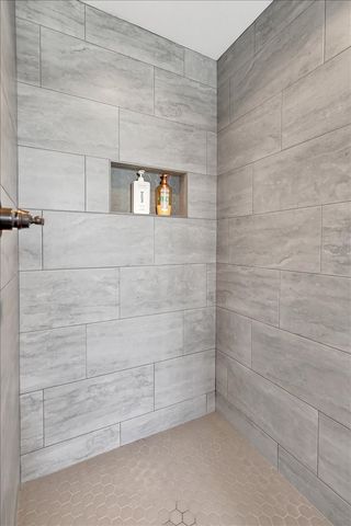 837 Richland Farms Dr, Manchester, TN 37355