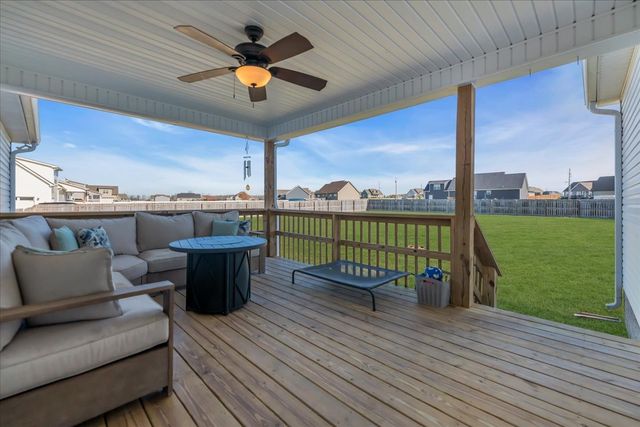 837 Richland Farms Dr, Manchester, TN 37355