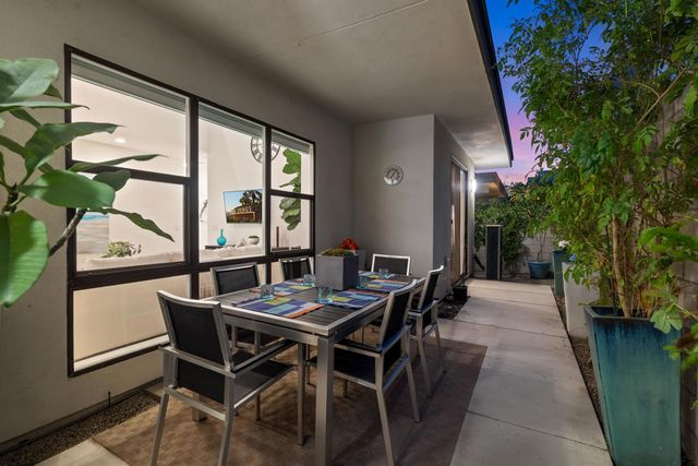 164 Vibe Way, Palm Springs, CA 92262