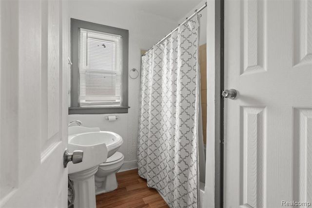 18633 Goulburn Street, Detroit, MI 48205