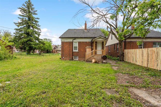 18633 Goulburn Street, Detroit, MI 48205