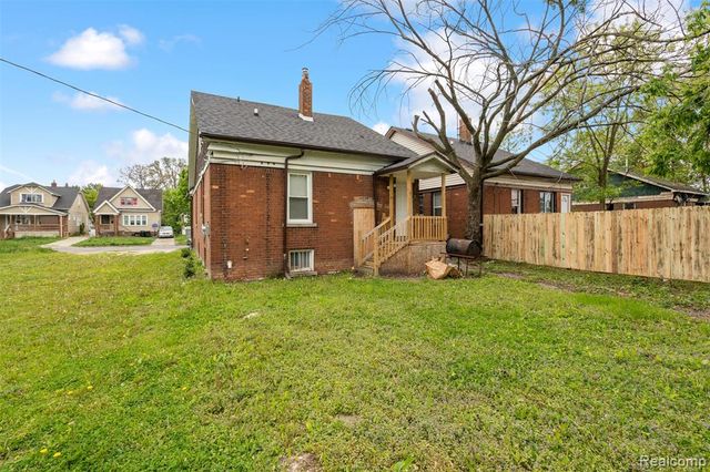 18633 Goulburn Street, Detroit, MI 48205