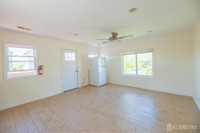 33 Cliffwood Way, Old Bridge, NJ 08879