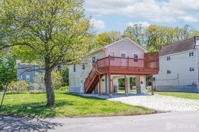 33 Cliffwood Way, Old Bridge, NJ 08879
