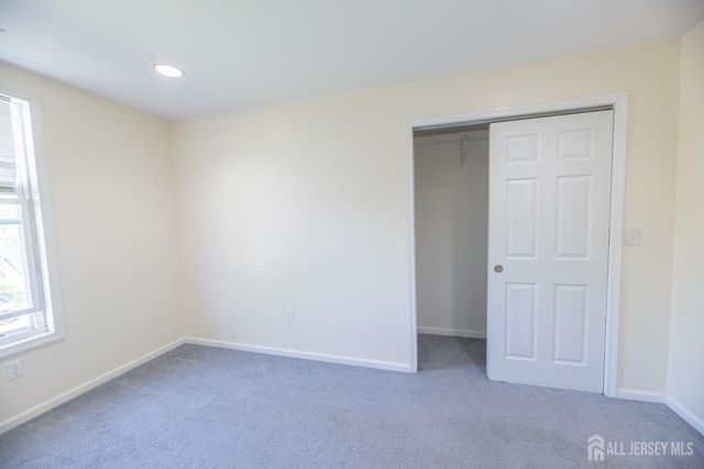 33 Cliffwood Way, Old Bridge, NJ 08879